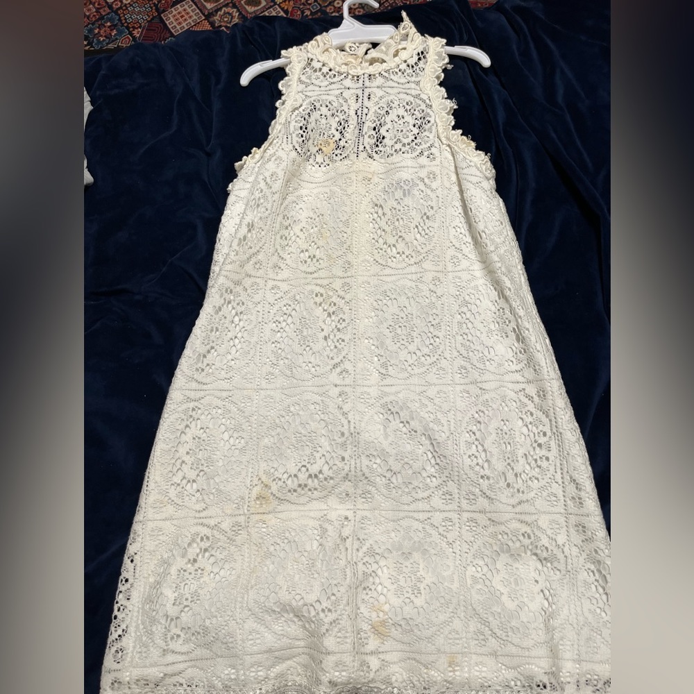 white lace dress